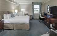 Bedroom 2 Delta Hotels by Marriott Bessborough