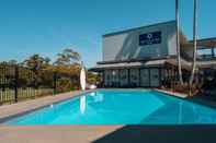 Swimming Pool The Select Inn Ryde