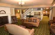 Lobi 5 Publick House Historic Inn and Country Motor Lodge