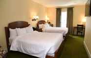 Kamar Tidur 7 Publick House Historic Inn and Country Motor Lodge