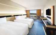 Bedroom 7 Hilton Tokyo Bay