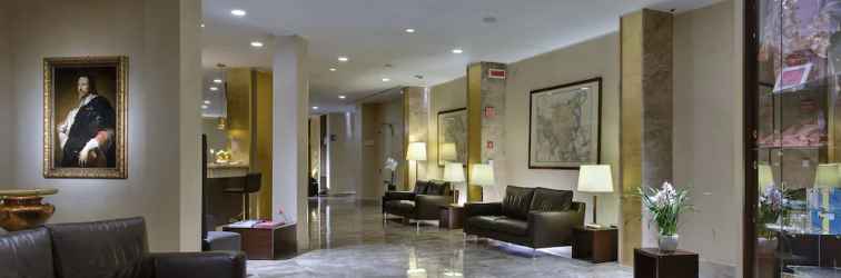 Lobby UNAHOTELS Galles Milano