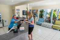 Lobby The Beach Motel Hervey Bay