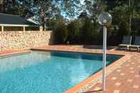 Kolam Renang Bairnsdale Motor Inn