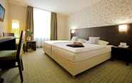 Kamar Tidur 6 President Hotel