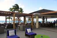 Bar, Cafe and Lounge Bucuti & Tara Beach Resort - Adults Only