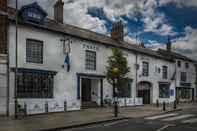 Luar Bangunan The Three Swans Hotel, Hungerford, Berkshire