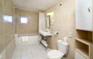 In-room Bathroom 7 B&B Hotel Paris Rosny sous Bois