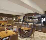 Bar, Cafe and Lounge 5 Leonardo Hotel East Midlands Airport - Formerly Jurys Inn