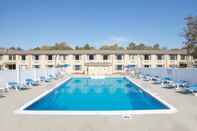 Swimming Pool Spark by Hilton Mystic Groton
