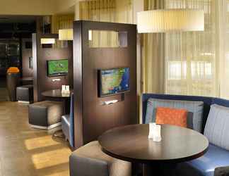 ล็อบบี้ 2 Courtyard by Marriott Atlanta Airport South/Sullivan Road