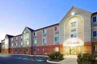 Exterior Sonesta Simply Suites Philadelphia Mount Laurel