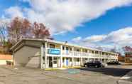 Exterior 2 Motel 6 New Brunswick