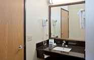 Toilet Kamar 6 Comfort Inn & Suites Fishers - Indianapolis