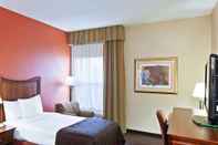 Bedroom Comfort Inn & Suites Fishers - Indianapolis