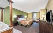 Bedroom 5 Days Inn by Wyndham Perryville