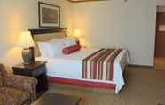 Kamar Tidur 3 Best Western Plus Port O'Call Hotel