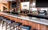 Bar, Cafe and Lounge 2 Hyatt Regency Rochester