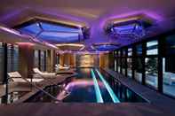 สระว่ายน้ำ Excelsior Hotel Gallia, a Luxury Collection Hotel, Milan