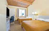 ห้องนอน 3 Travelodge by Wyndham Mill Valley/Sausalito