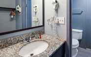 In-room Bathroom 6 SureStay Plus Hotel by Best Western Durham Medical Center