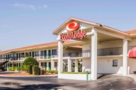 Bangunan Econo Lodge Sebring