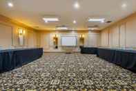 Functional Hall Clarion Hotel & Conference Center Harrisburg West