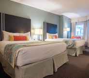 Bedroom 4 Coast Kamloops Hotel & Conference Centre