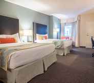 Bedroom 5 Coast Kamloops Hotel & Conference Centre
