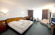 Bedroom 2 Fora Hotel Hannover by Mercure