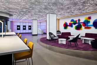 Lobby 4 YOTEL Washington DC