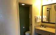 In-room Bathroom 6 Sleep Inn West Valley City - Salt Lake City South