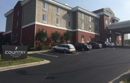 ภายนอกอาคาร 3 Country Inn & Suites by Radisson, Commerce, GA