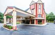 Exterior 3 Econo Lodge South