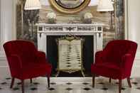 Lobby The Goring