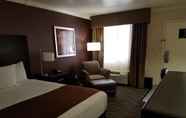 Bedroom 5 Best Western InnSuites Tucson Foothills Hotel & Suites
