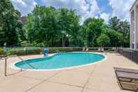 Swimming Pool Comfort Inn Atlanta Airport