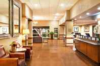 Lobby Four Points by Sheraton Tucson Airport