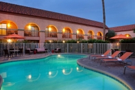 Swimming Pool Four Points by Sheraton Tucson Airport