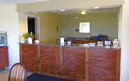 Lobi 3 Americas Best Value Inn Celina