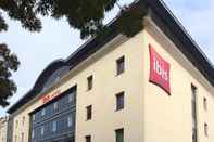 Exterior ibis Rouen Centre Champ de Mars