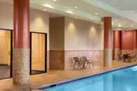 Swimming Pool Sonesta Select Atlanta Cumberland Galleria