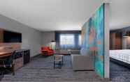 Bedroom 4 La Quinta Inn & Suites by Wyndham Ft. Myers-Sanibel Gateway