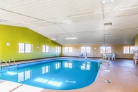 Swimming Pool Quality Inn Carbondale University area