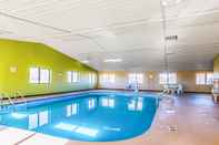 Swimming Pool Quality Inn Carbondale University area