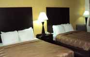 Bedroom 4 Quality Inn Carbondale University area
