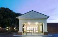 Luar Bangunan 2 Days Inn by Wyndham Mt Pleasant-Charleston-Patriots Point