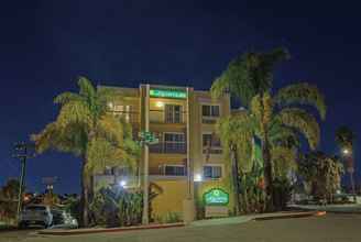 Exterior 4 La Quinta Inn & Suites by Wyndham San Diego Mission Bay