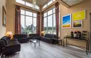 Lobby 2 Days Inn by Wyndham Carlisle North