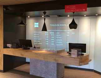 Lobby 2 ibis Toulouse Ponts Jumeaux
